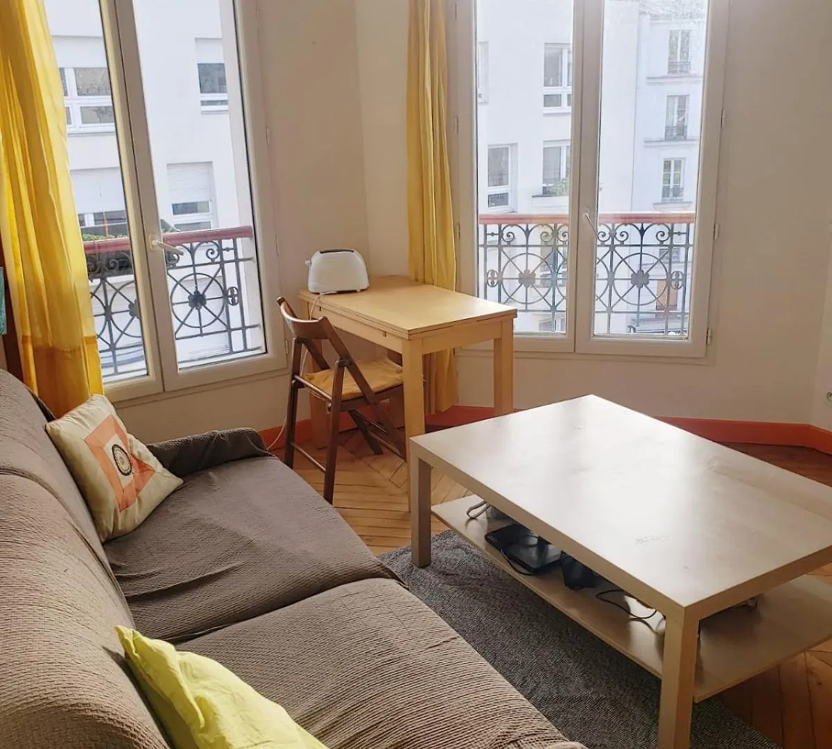 Un Petit Coin De Soleil Chez L'Habitant Parijs Accommodatie bij particulieren